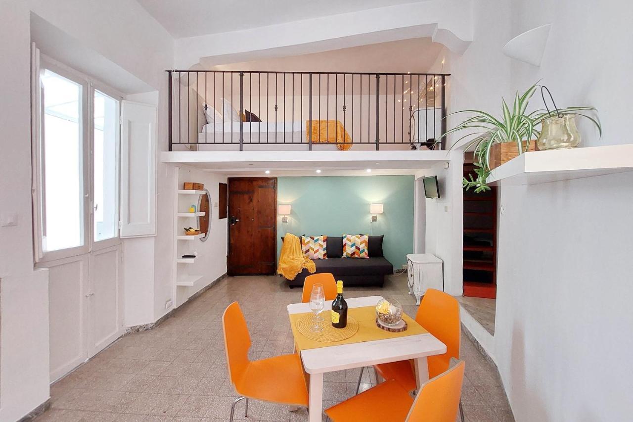 Campo De' Fiori Cute Apartment Рим Екстер'єр фото