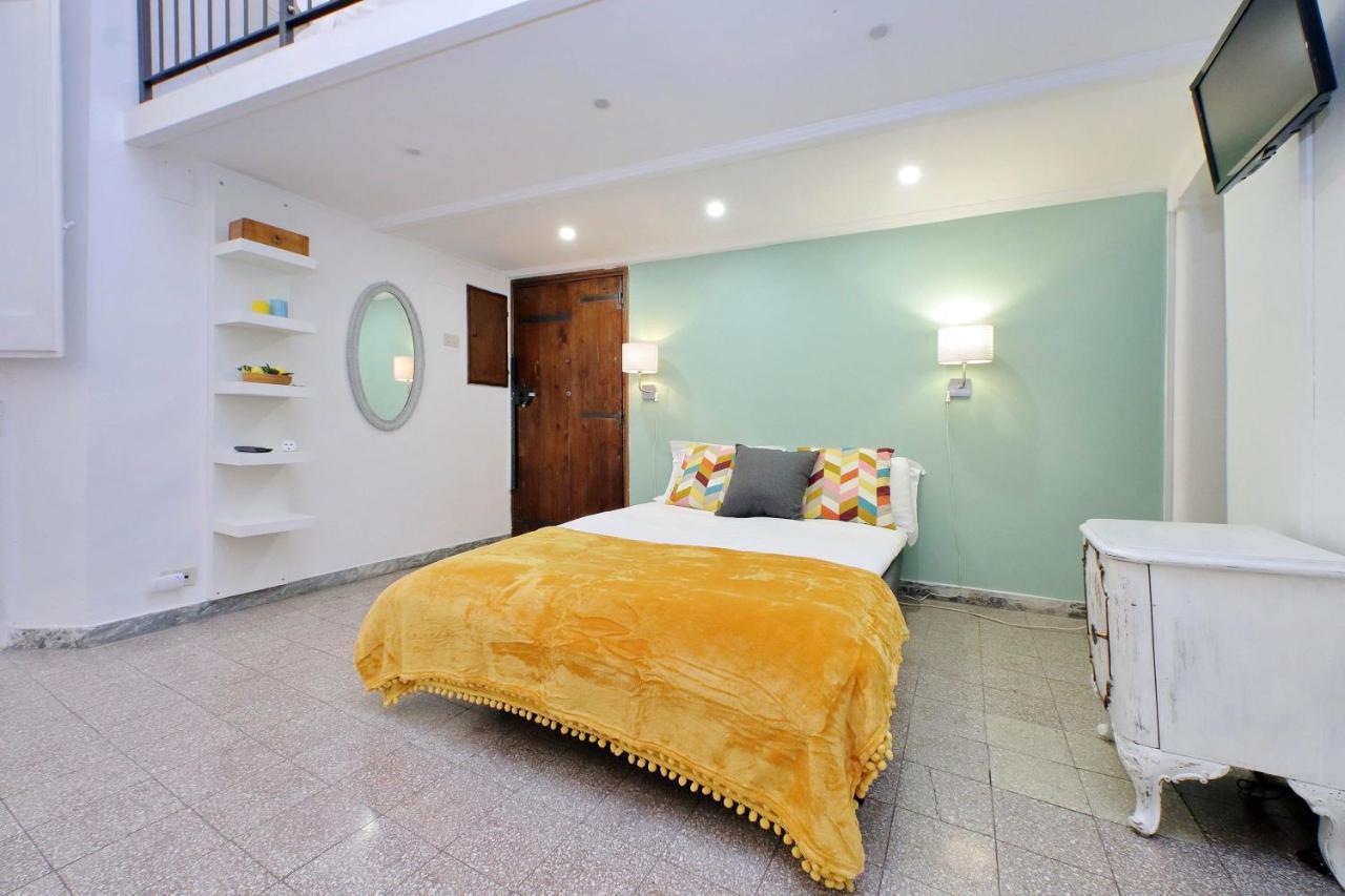 Campo De' Fiori Cute Apartment Рим Екстер'єр фото